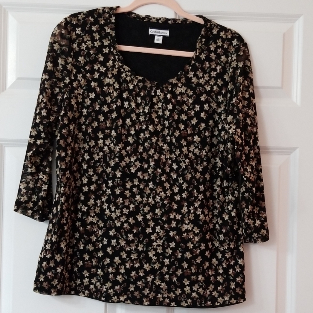 Floral, lined blouse with 3/4 sleeves